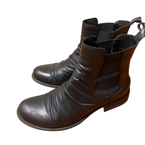 Miz Mooz Lissie Boot- Pull On Leather Ankle Boot- Size 8.5 - Picture 6 of 8